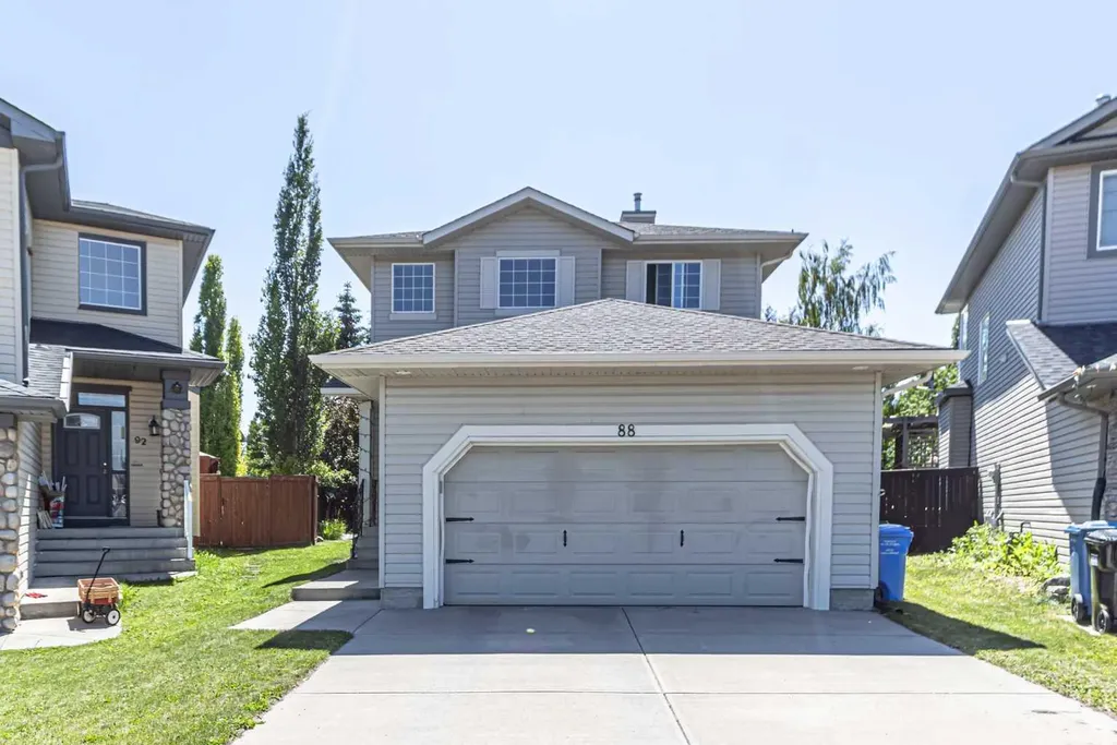 88 Tuscany Ravine Crescent NW Calgary AB T3L 2X2