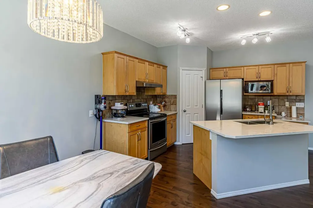 88 Tuscany Ravine Crescent NW Calgary AB T3L 2X2