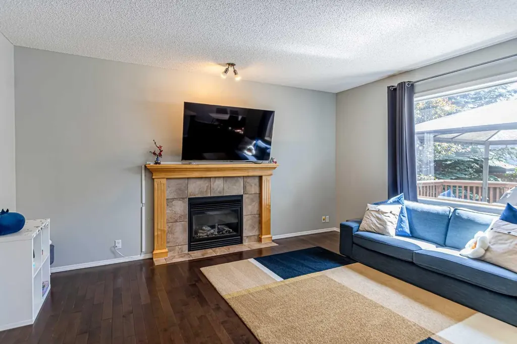 88 Tuscany Ravine Crescent NW Calgary AB T3L 2X2