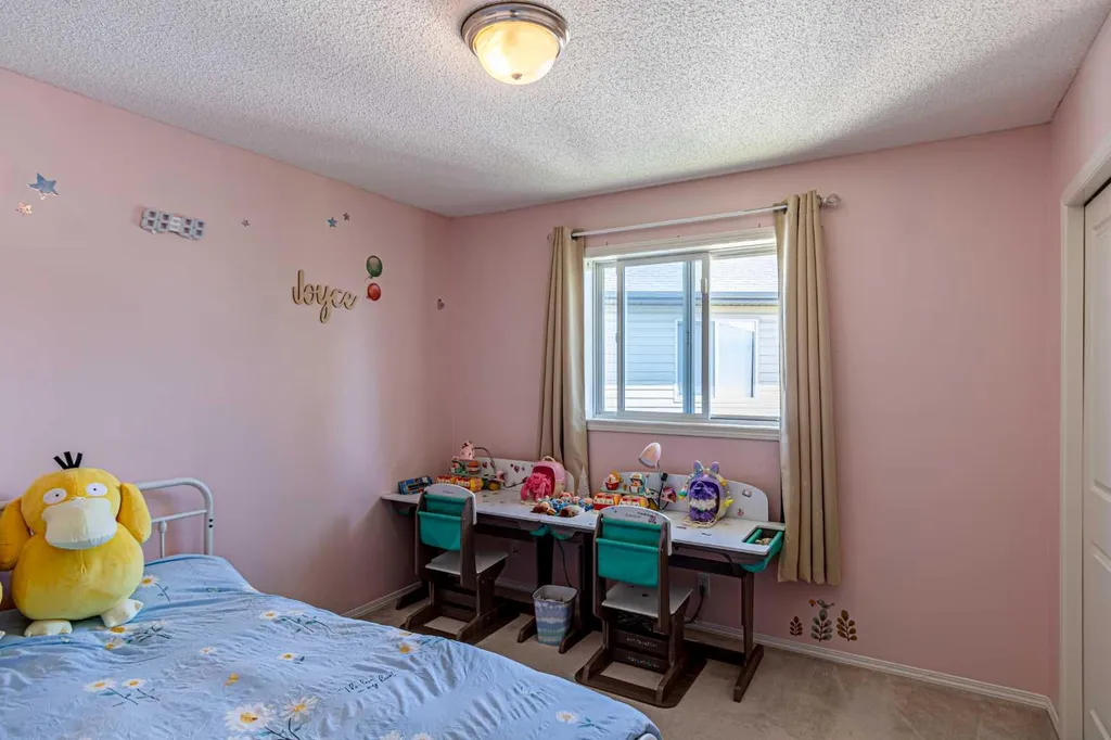 88 Tuscany Ravine Crescent NW Calgary AB T3L 2X2