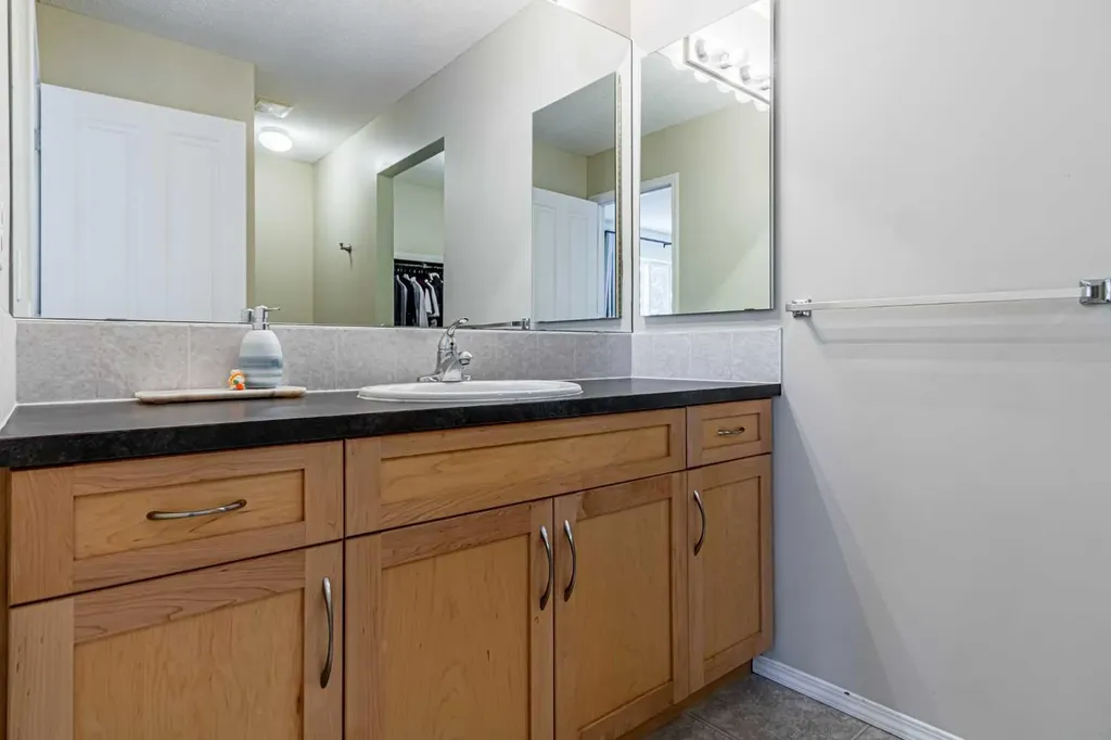 88 Tuscany Ravine Crescent NW Calgary AB T3L 2X2