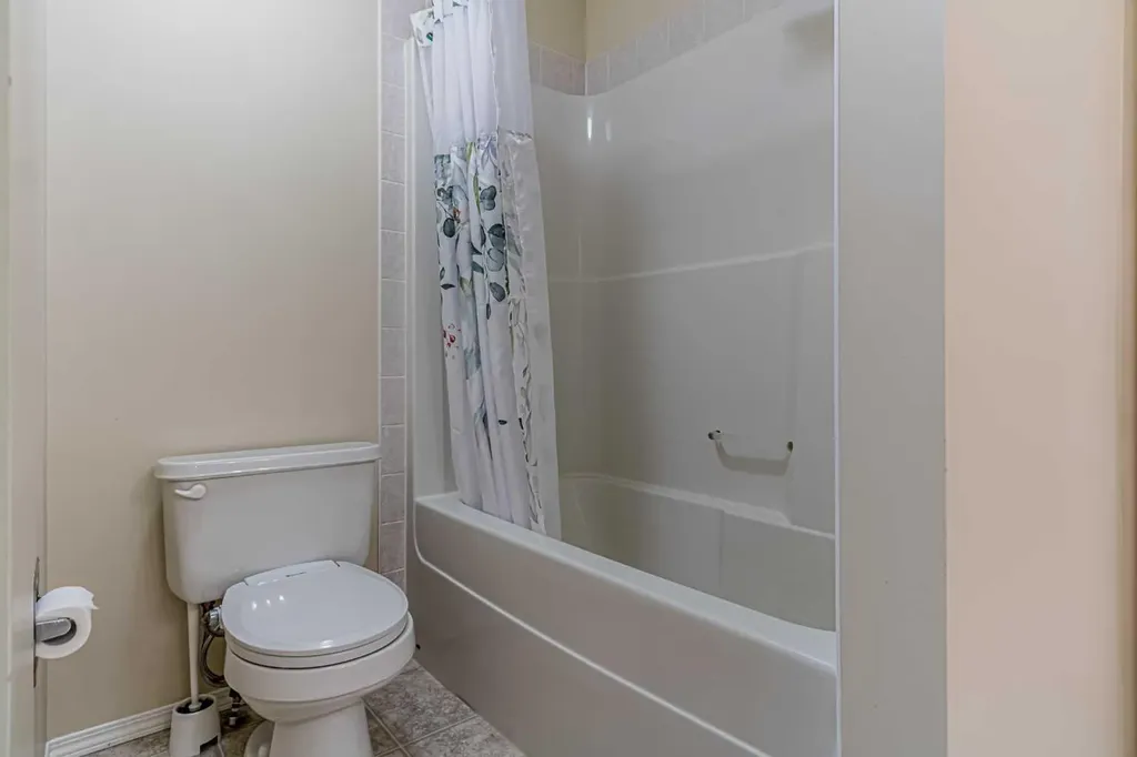 88 Tuscany Ravine Crescent NW Calgary AB T3L 2X2