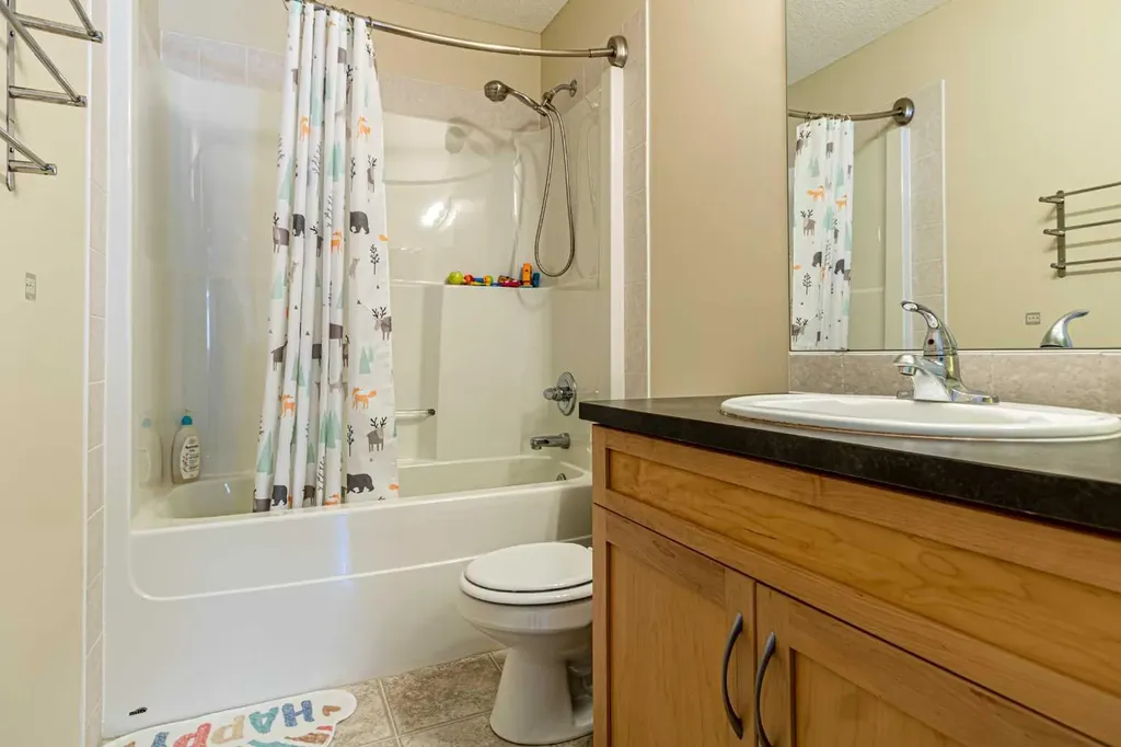 88 Tuscany Ravine Crescent NW Calgary AB T3L 2X2