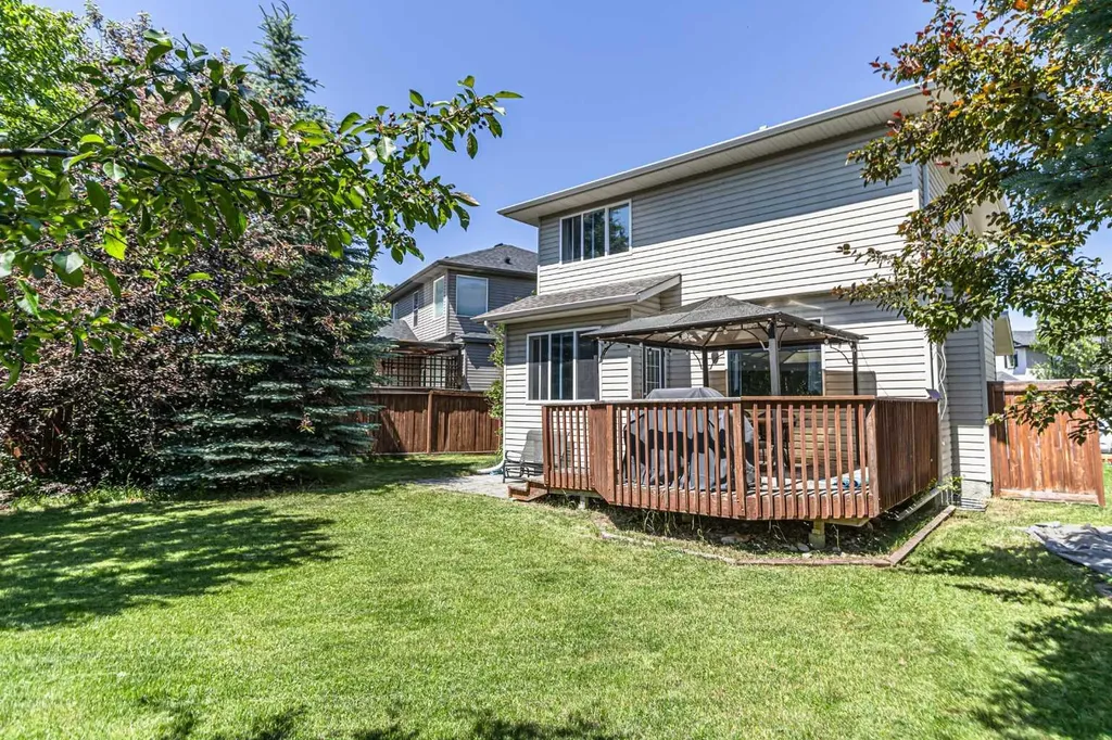 88 Tuscany Ravine Crescent NW Calgary AB T3L 2X2