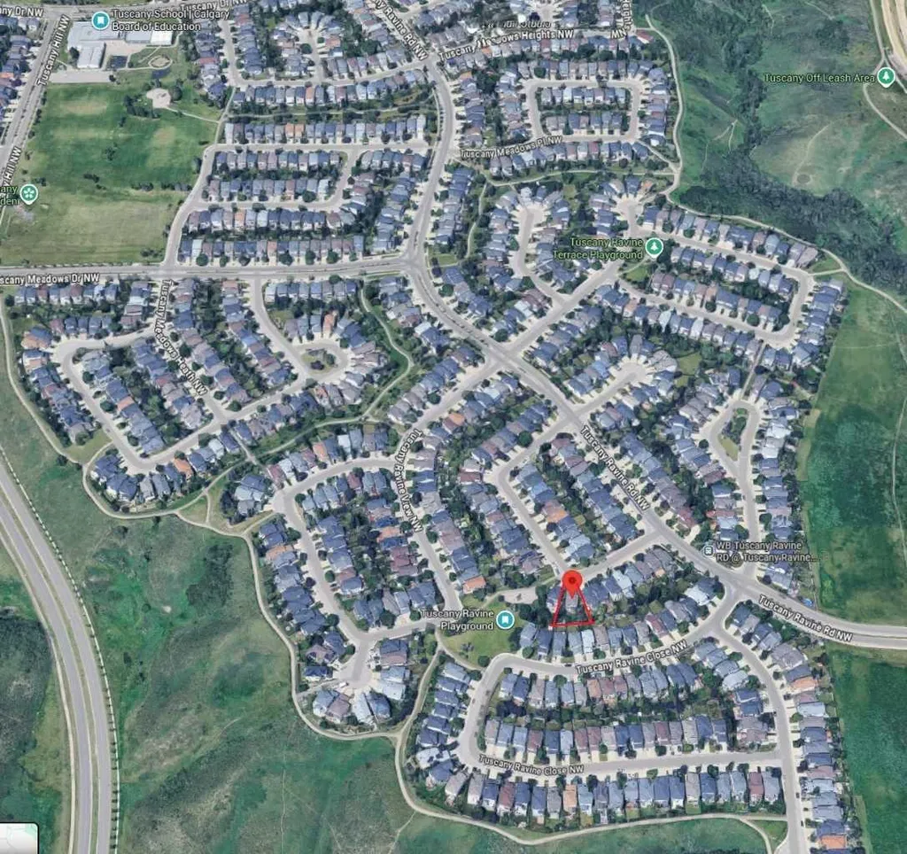 88 Tuscany Ravine Crescent NW Calgary AB T3L 2X2