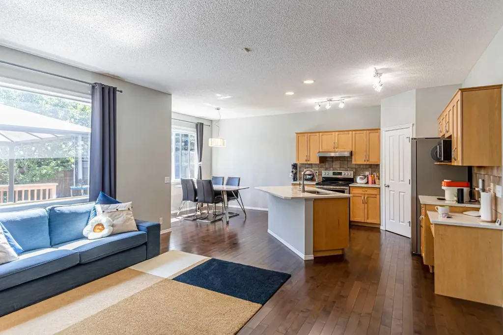 88 Tuscany Ravine Crescent NW Calgary AB T3L 2X2