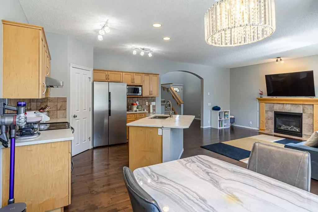 88 Tuscany Ravine Crescent NW Calgary AB T3L 2X2