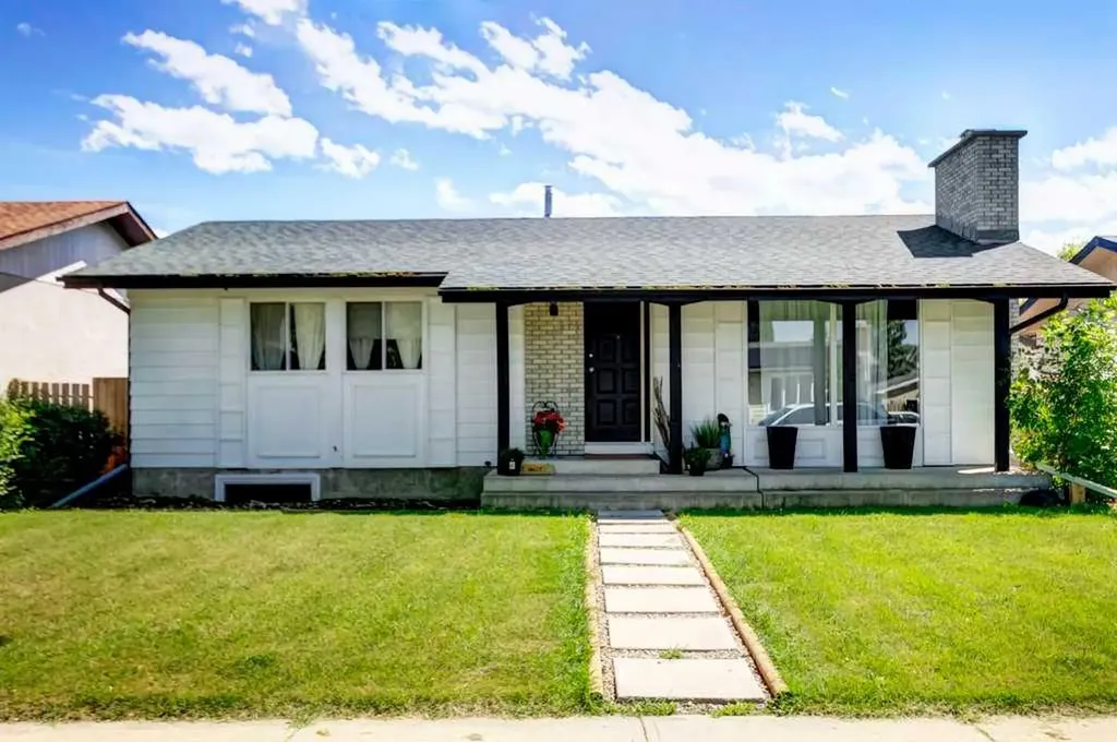 14 Mist Road SW High River AB T1V 1C4