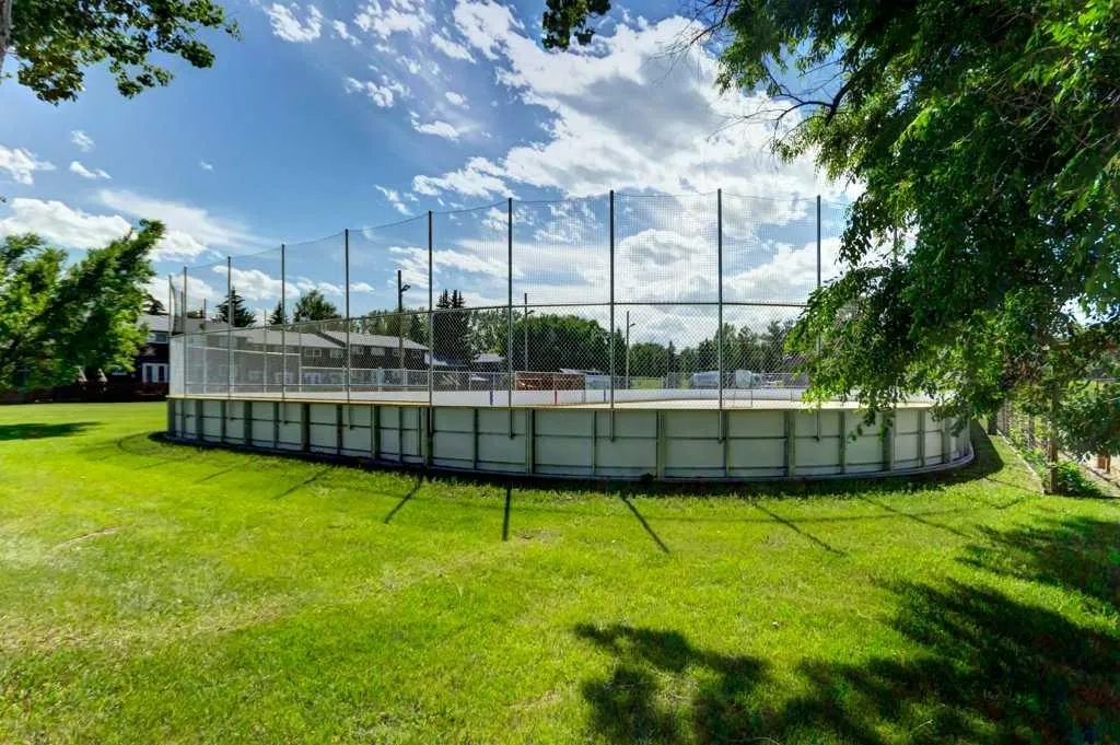 14 Mist Road SW High River AB T1V 1C4