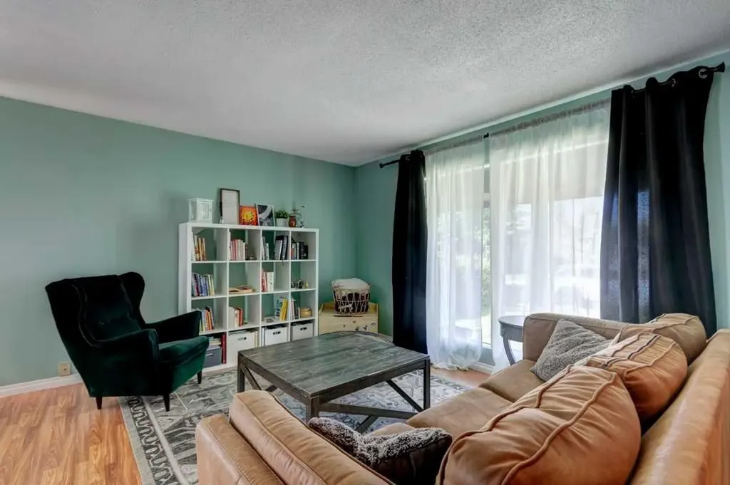 14 Mist Road SW High River AB T1V 1C4