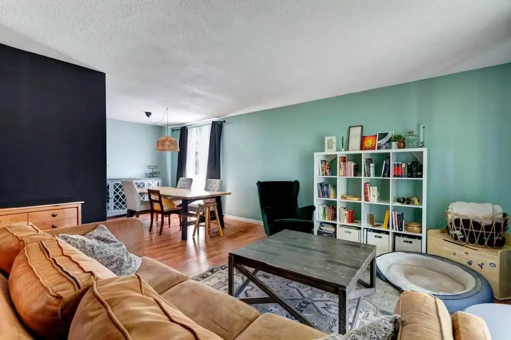 14 Mist Road SW High River AB T1V 1C4