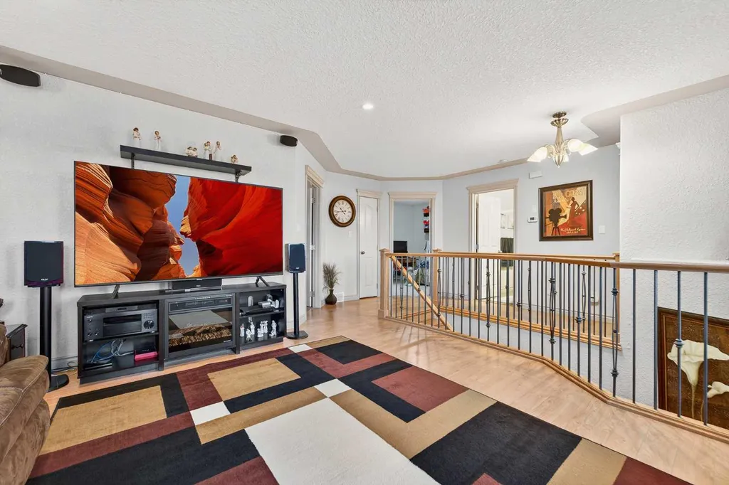 388 Grizzly Crescent N Lethbridge AB T1H 4E6
