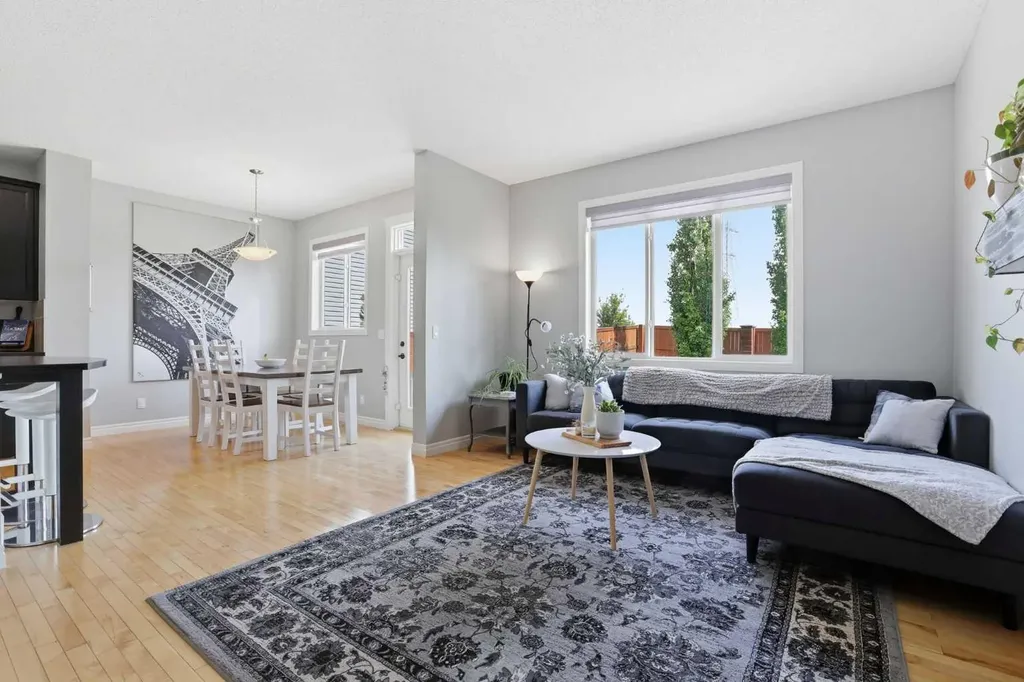 109 Evansdale Landing NW Calgary AB T3P 0C7