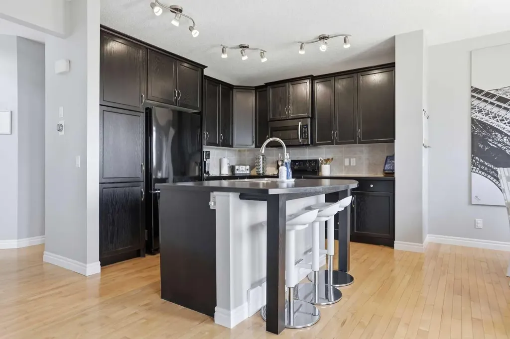 109 Evansdale Landing NW Calgary AB T3P 0C7