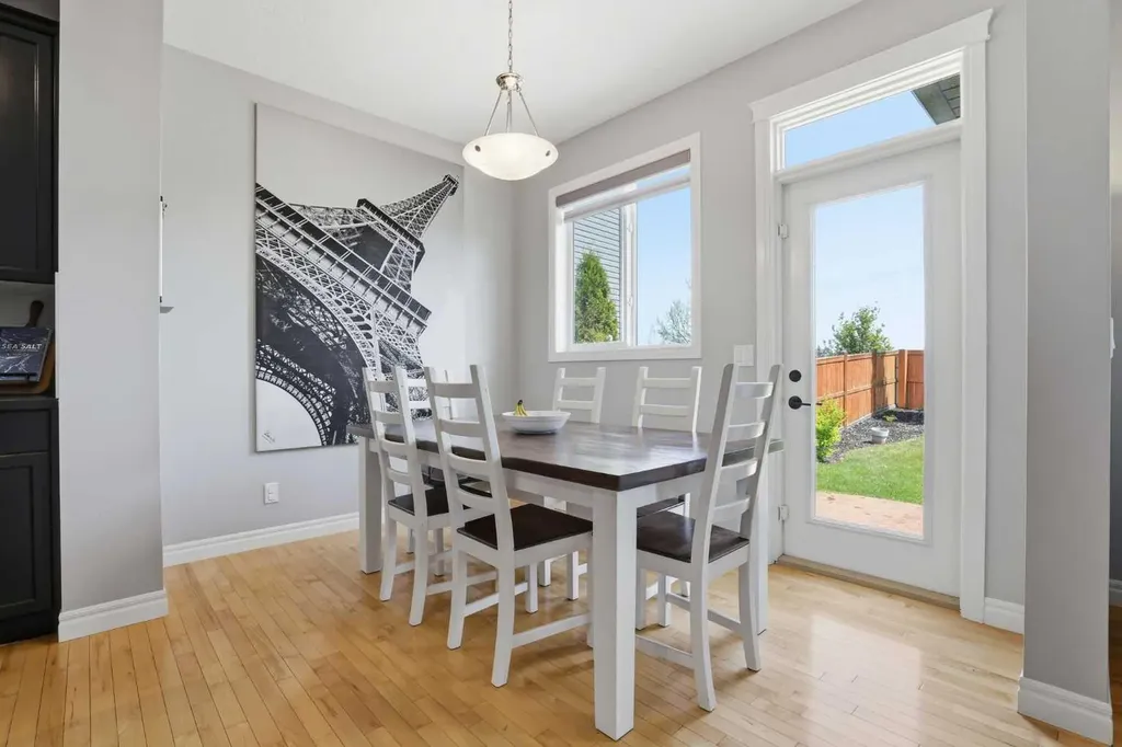 109 Evansdale Landing NW Calgary AB T3P 0C7