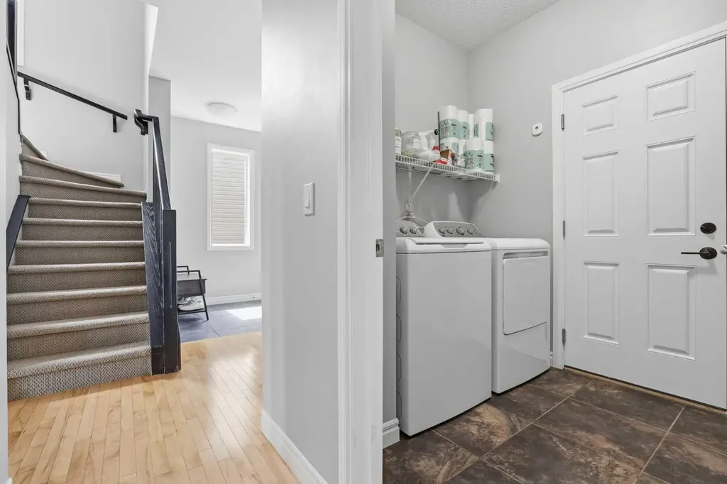 109 Evansdale Landing NW Calgary AB T3P 0C7