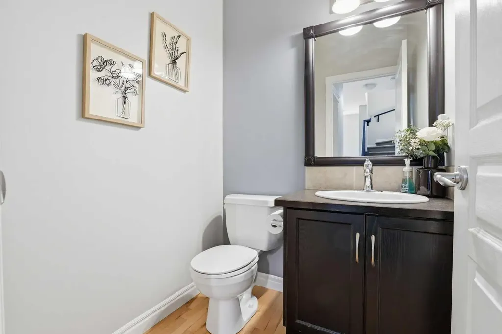 109 Evansdale Landing NW Calgary AB T3P 0C7
