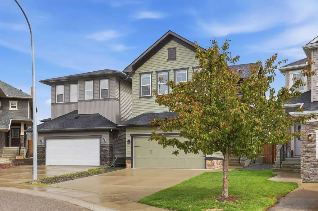 109 Evansdale Landing NW Calgary AB T3P 0C7