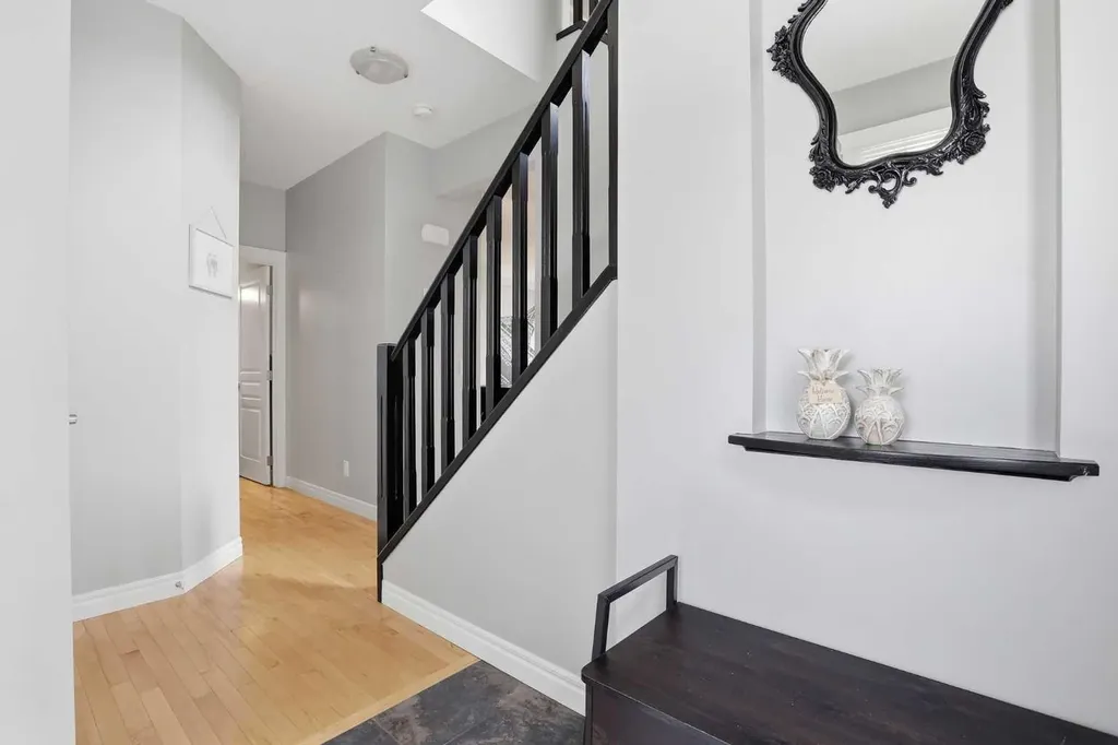 109 Evansdale Landing NW Calgary AB T3P 0C7