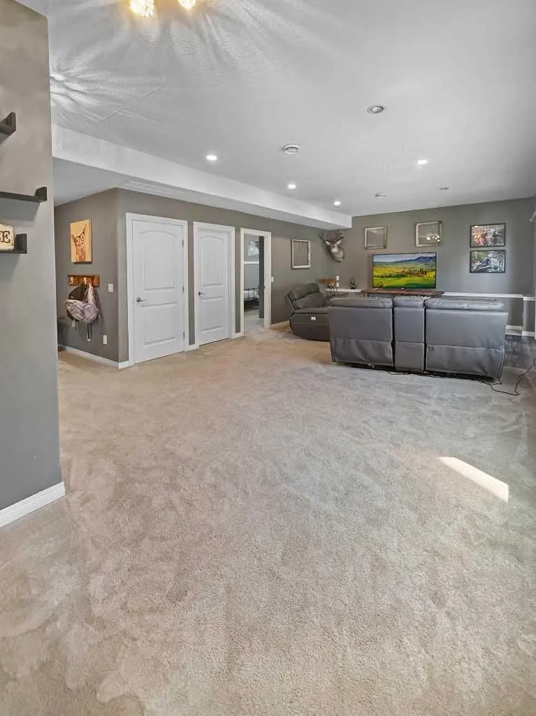42 Riverstone Road Whitecourt AB T7S 0E5