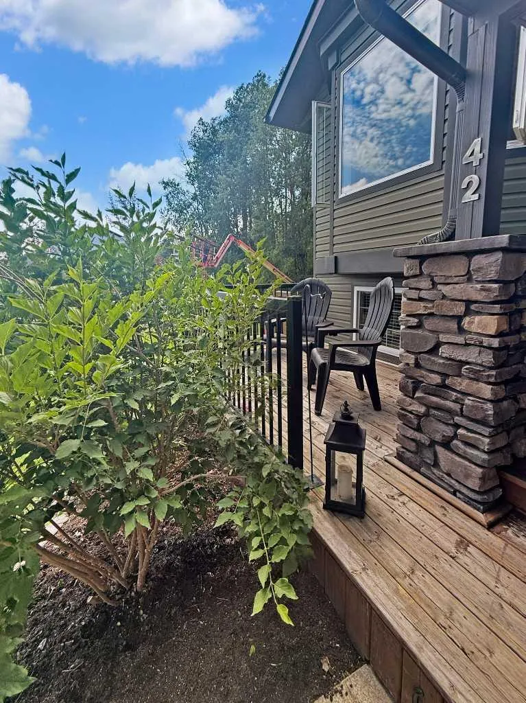 42 Riverstone Road Whitecourt AB T7S 0E5