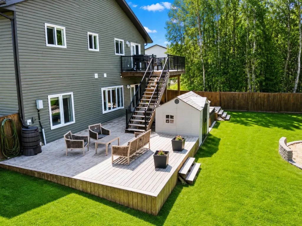 42 Riverstone Road Whitecourt AB T7S 0E5