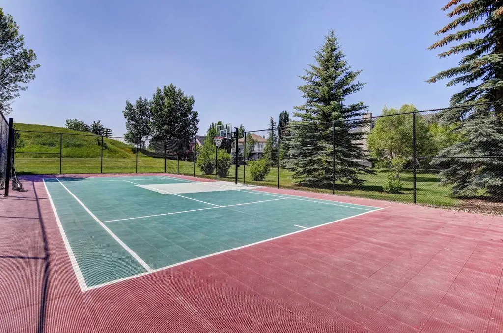 16 Pinehurst Drive Rural Foothills County AB T1S 4J3