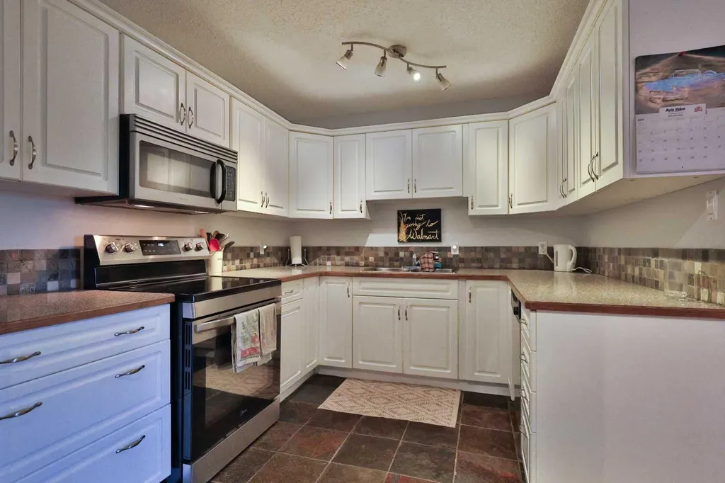 3910 23 Avenue S Lethbridge AB T1K 5H9