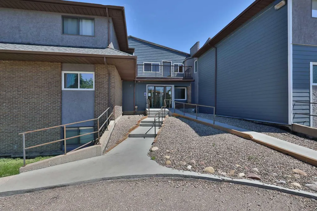 3910 23 Avenue S Lethbridge AB T1K 5H9