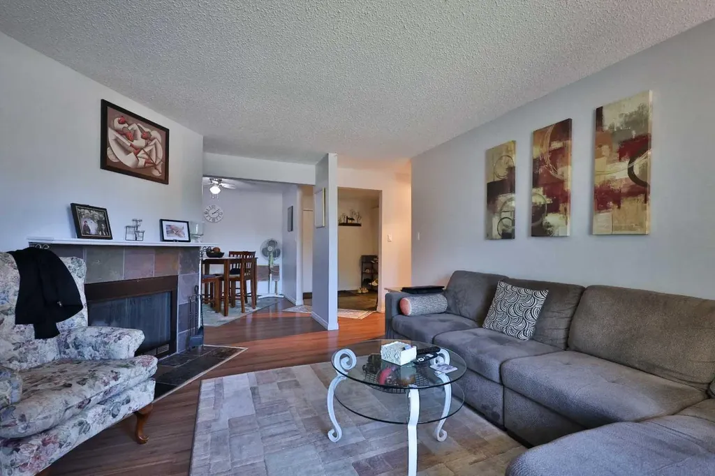 3910 23 Avenue S Lethbridge AB T1K 5H9