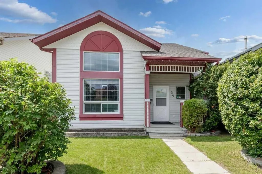 26 Lockwood Avenue Red Deer AB T4R 2R3