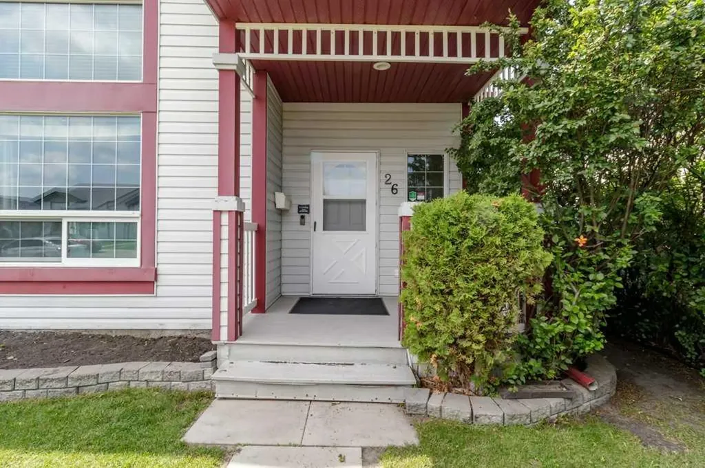 26 Lockwood Avenue Red Deer AB T4R 2R3