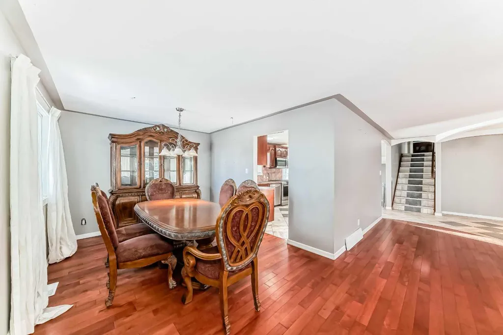 284211 Township Road 252 Rural Rocky View County AB T1Z 0M7