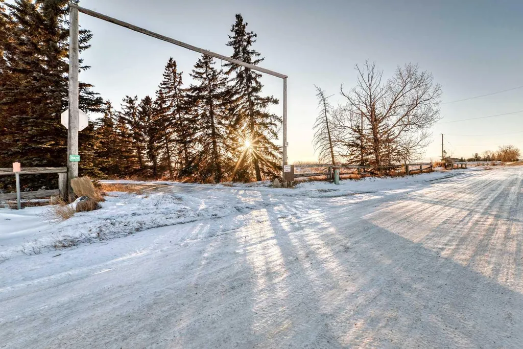 284211 Township Road 252 Rural Rocky View County AB T1Z 0M7