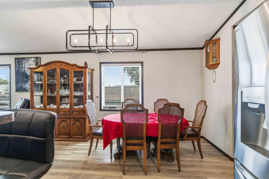185 Grey Crescent Fort Mcmurray AB T9H 2N4