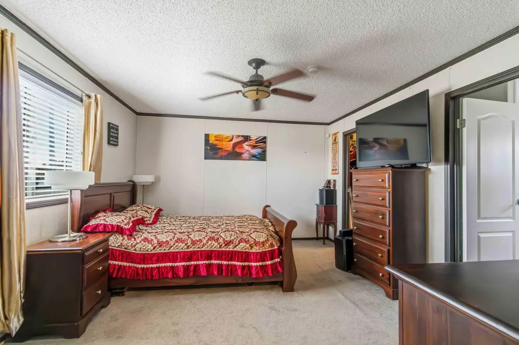 185 Grey Crescent Fort Mcmurray AB T9H 2N4