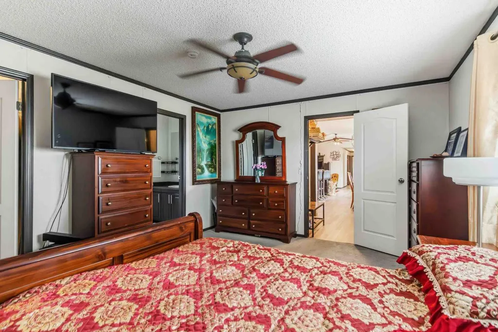 185 Grey Crescent Fort Mcmurray AB T9H 2N4