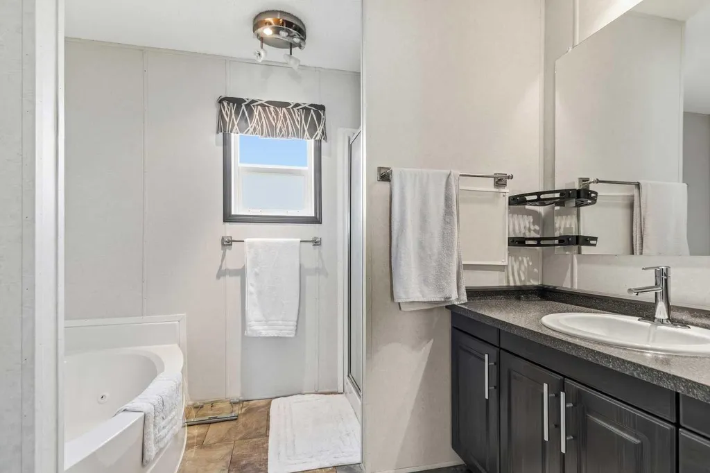 185 Grey Crescent Fort Mcmurray AB T9H 2N4