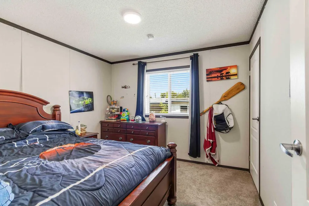 185 Grey Crescent Fort Mcmurray AB T9H 2N4
