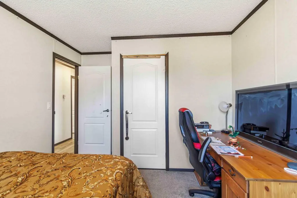 185 Grey Crescent Fort Mcmurray AB T9H 2N4