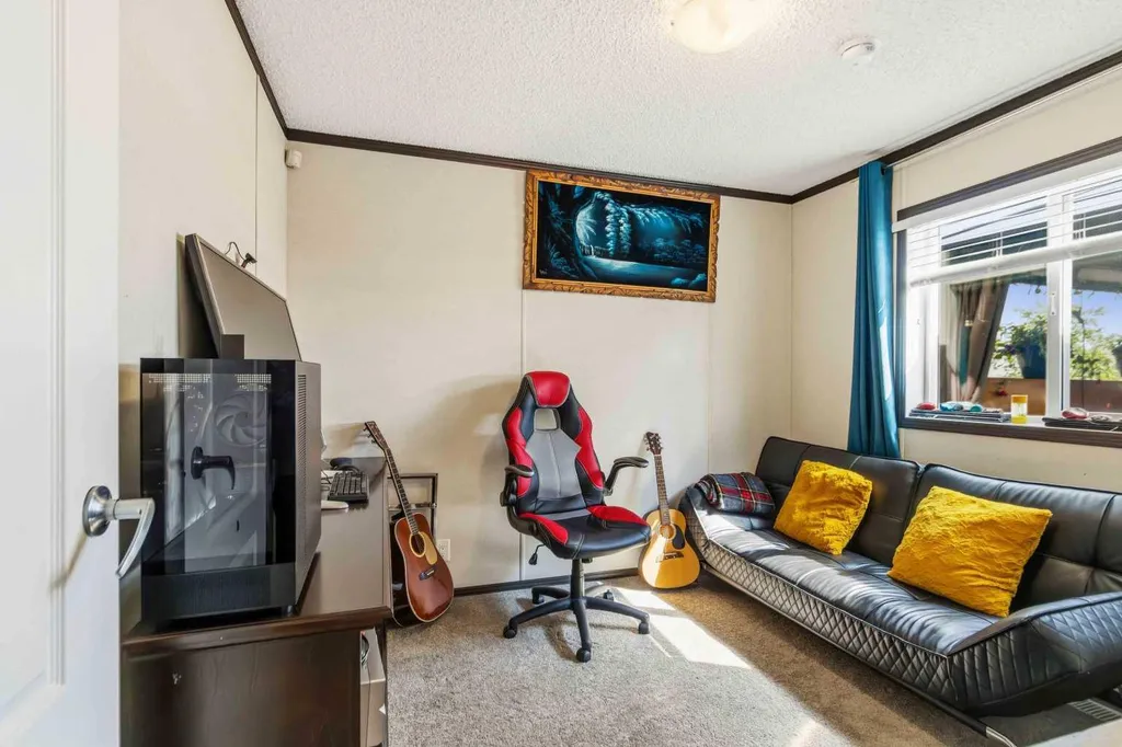 185 Grey Crescent Fort Mcmurray AB T9H 2N4