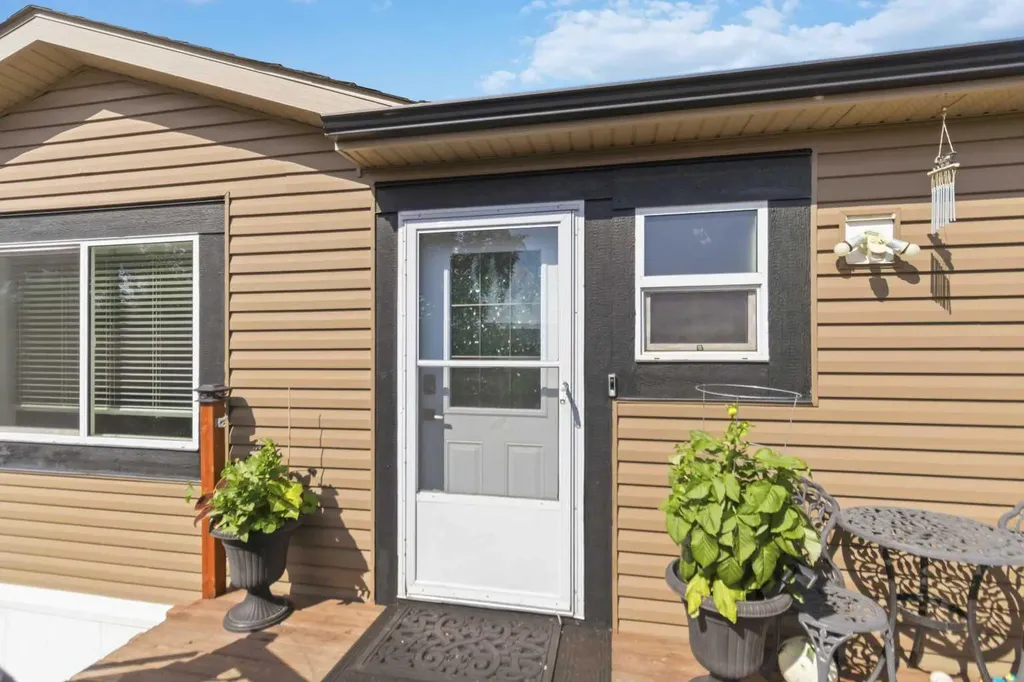 185 Grey Crescent Fort Mcmurray AB T9H 2N4