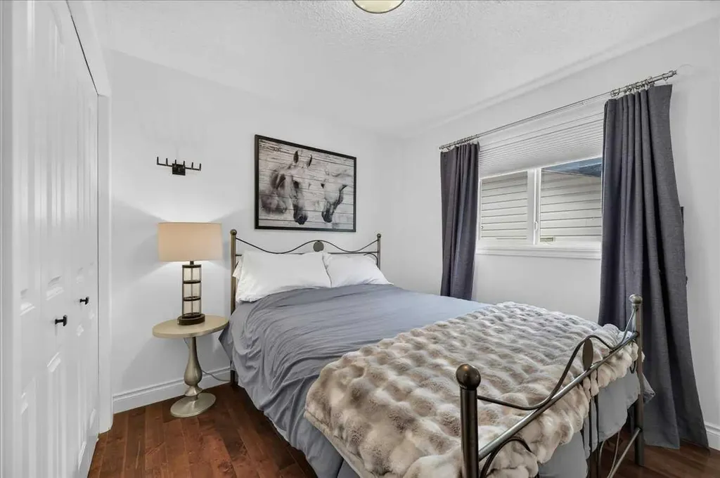 756 Strathcona Drive SW Calgary AB T3H 1S1