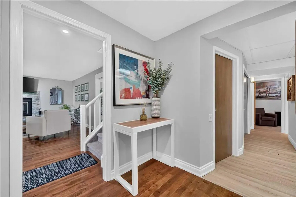 756 Strathcona Drive SW Calgary AB T3H 1S1