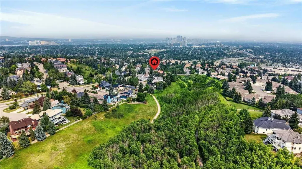 756 Strathcona Drive SW Calgary AB T3H 1S1