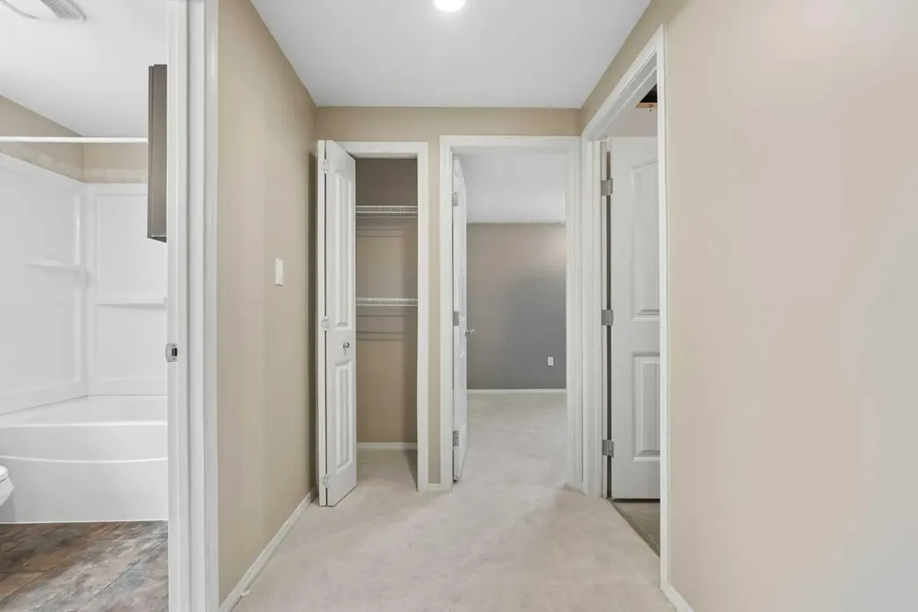 136 Mt Sundance Crescent W Lethbridge AB T1J 0L4