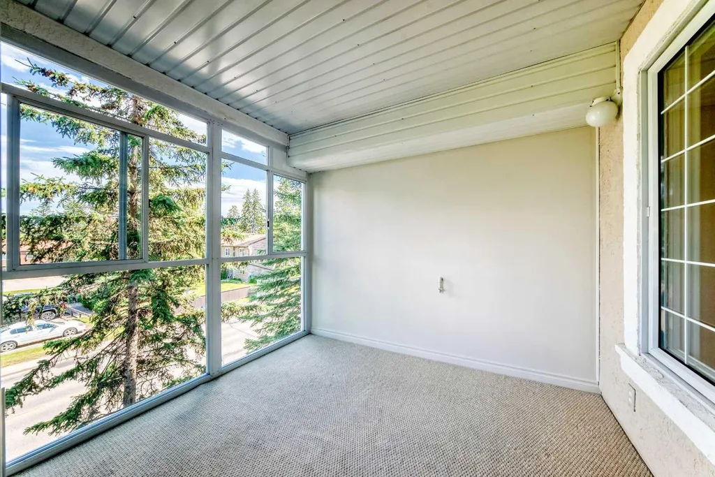 8535 Bonaventure Drive SE Calgary AB T2H 3A1