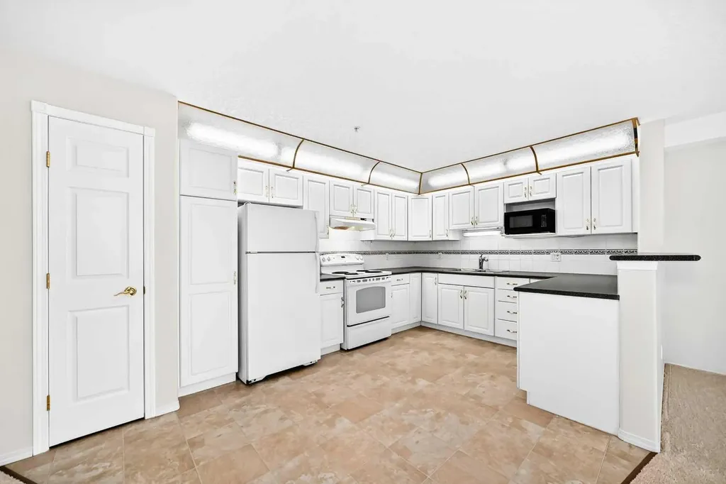 8535 Bonaventure Drive SE Calgary AB T2H 3A1