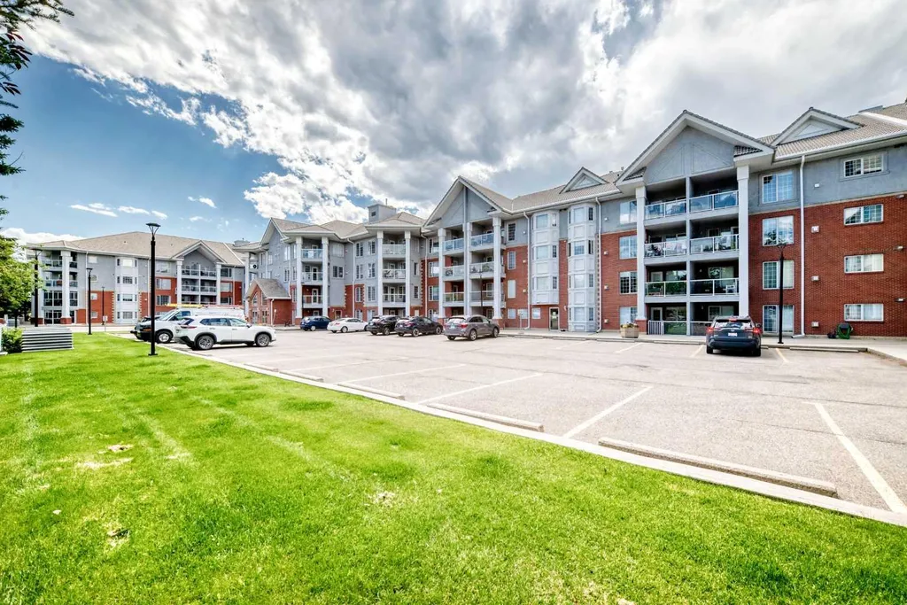 8535 Bonaventure Drive SE Calgary AB T2H 3A1