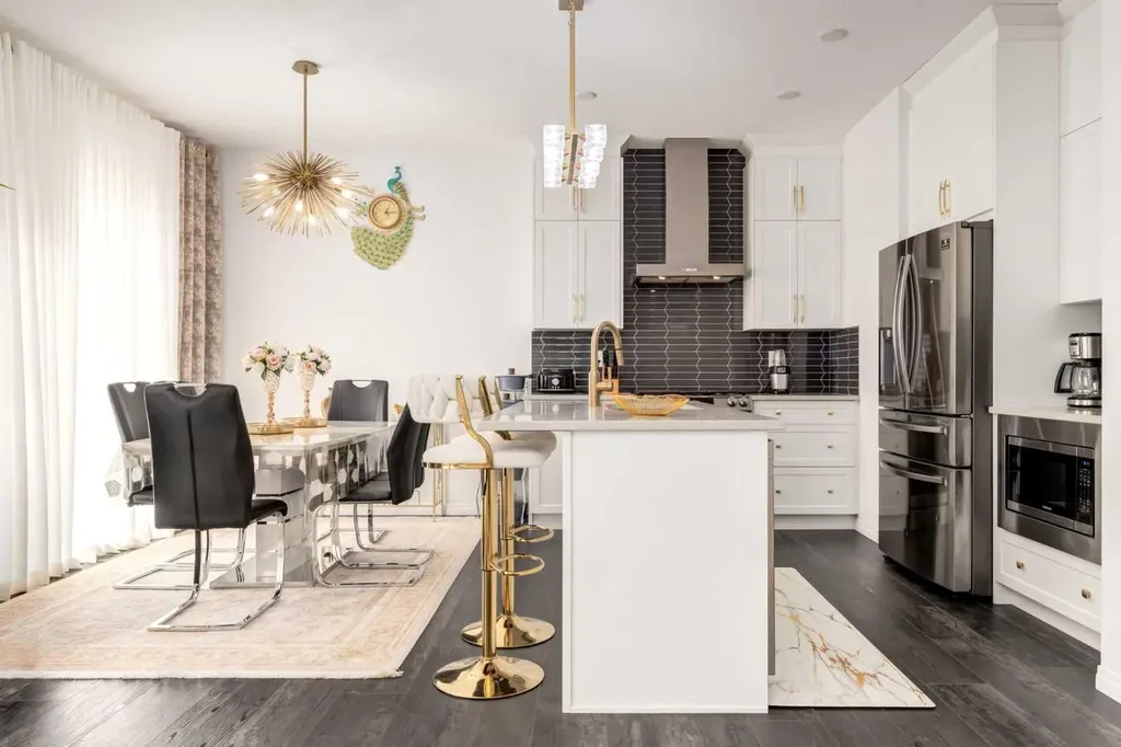14 Cityside Terrace NE Calgary AB T3N 1E2